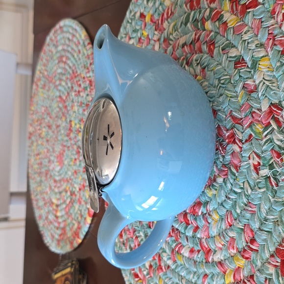 Huesnbrews Aqua Teapot - Picture 4 of 9